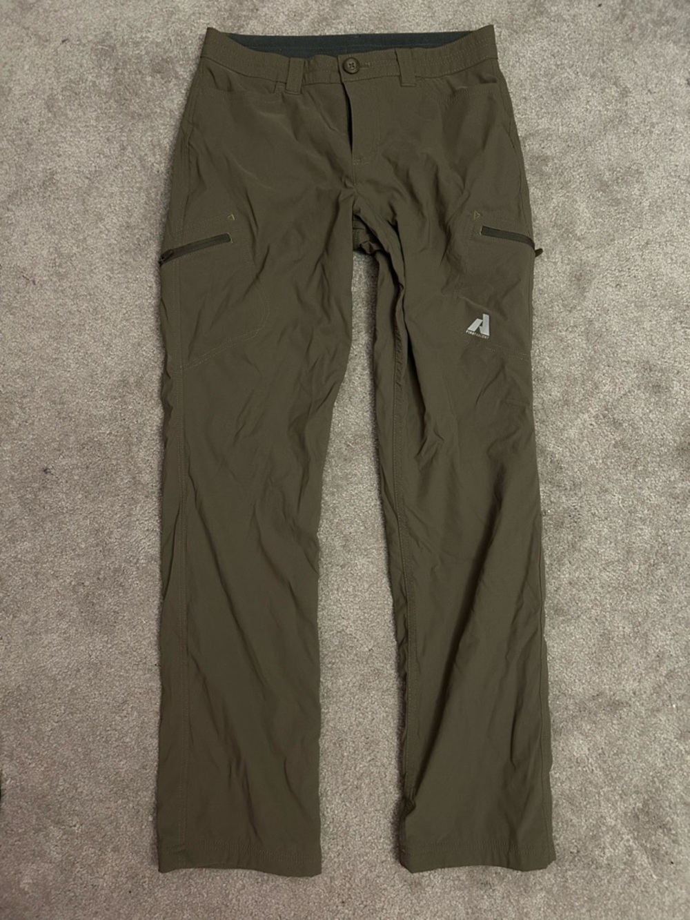 Women’s olive cargo pants